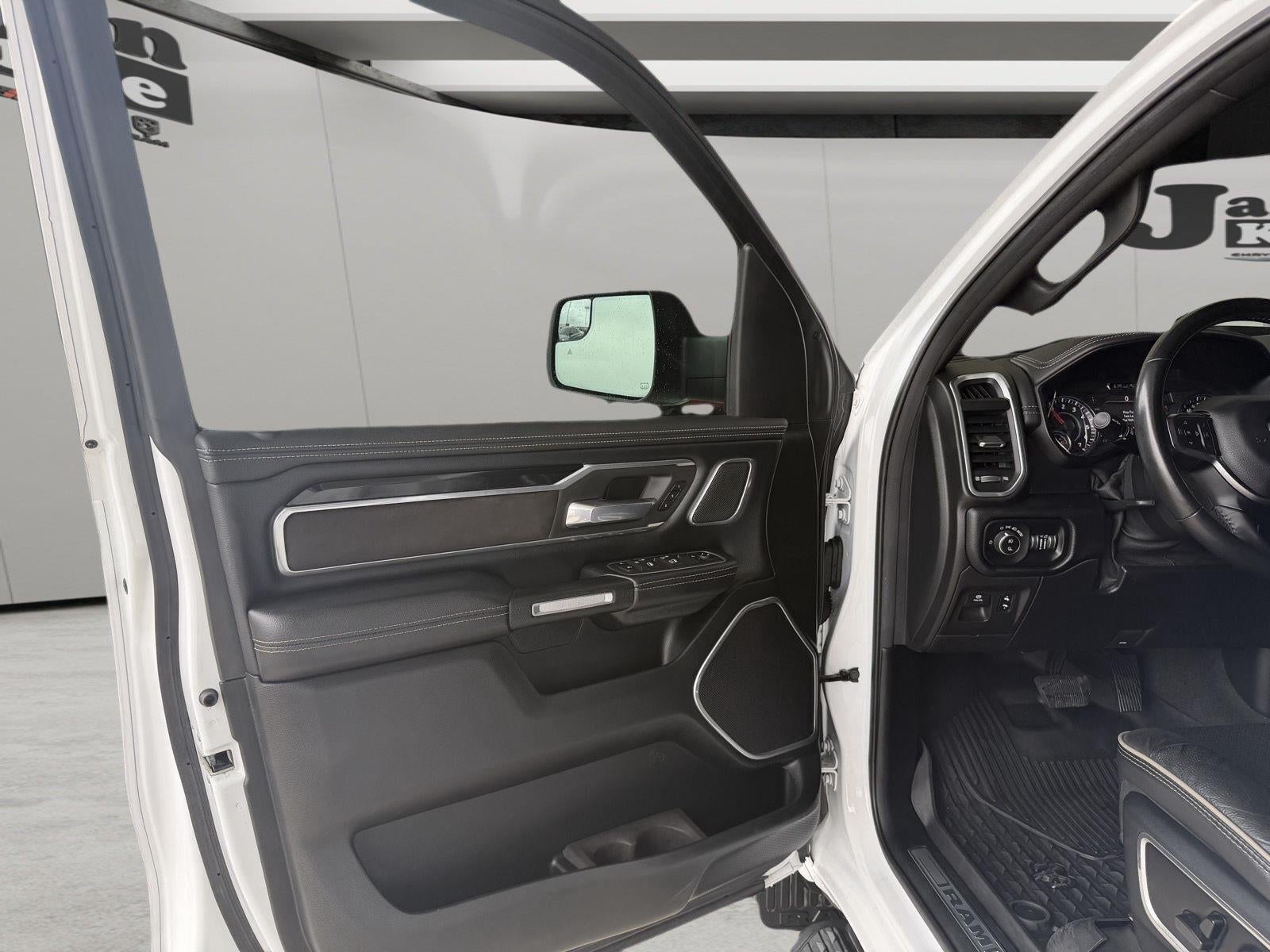 2021 RAM 1500 Laramie Crew Cab 4x4 5'7' Box