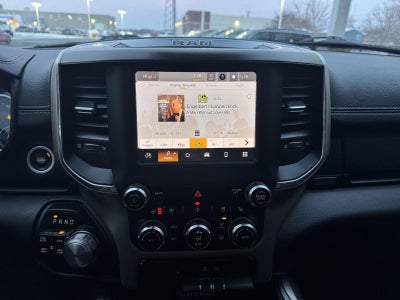 2022 RAM 1500 Laramie Crew Cab 4x4 5'7' Box