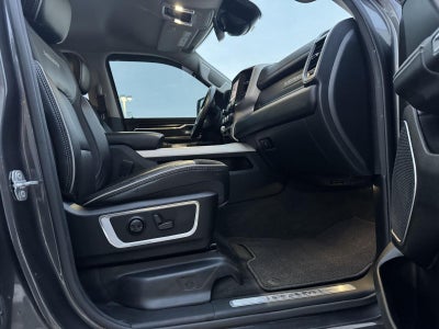 2022 RAM 1500 Laramie Crew Cab 4x4 5'7' Box