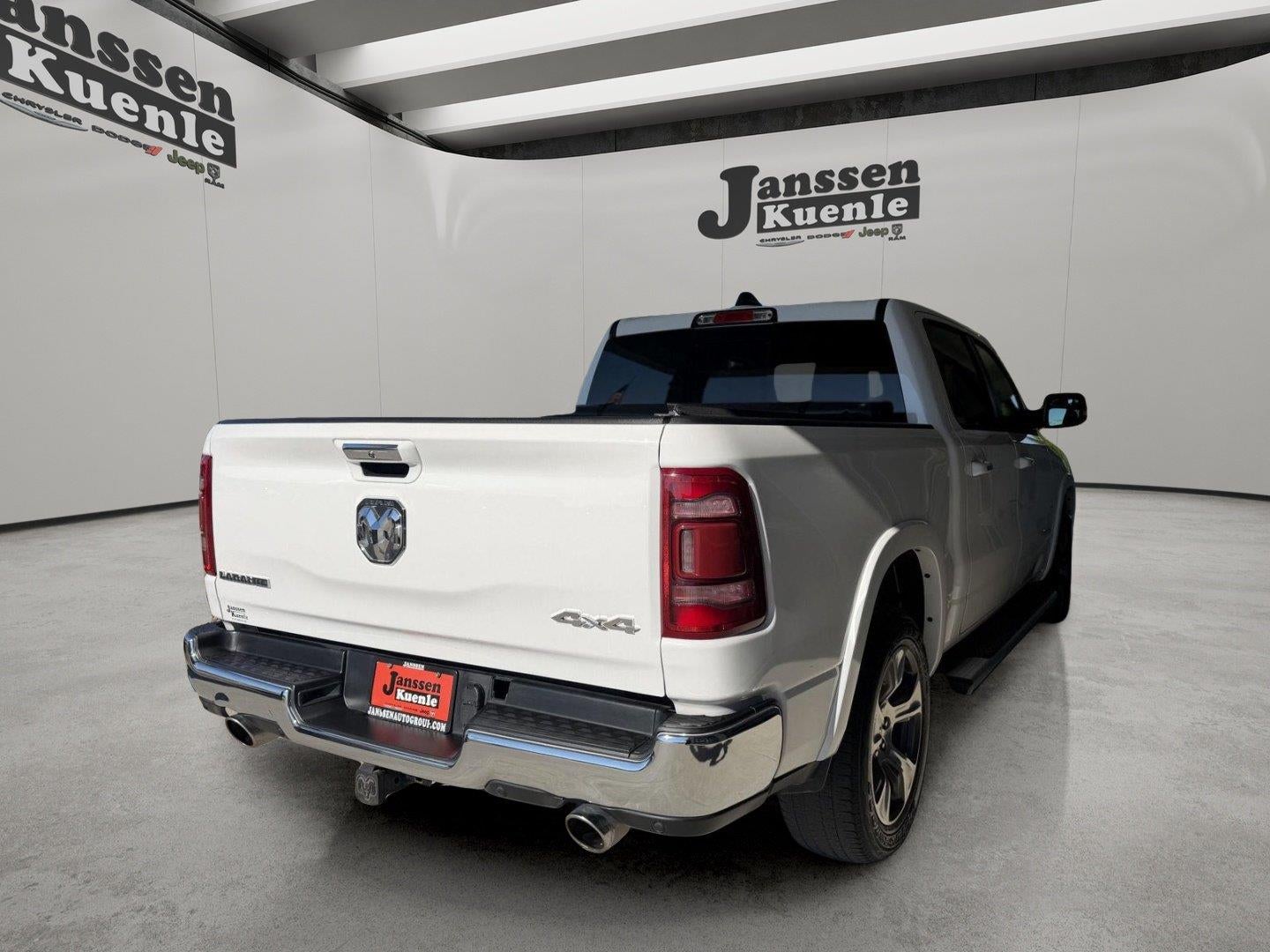 2022 RAM 1500 Laramie Crew Cab 4x4 5'7' Box