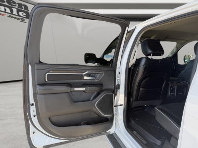 2022 RAM 1500 Laramie Crew Cab 4x4 5'7' Box