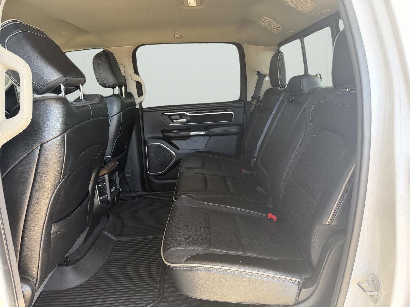 2022 RAM 1500 Laramie Crew Cab 4x4 5'7' Box