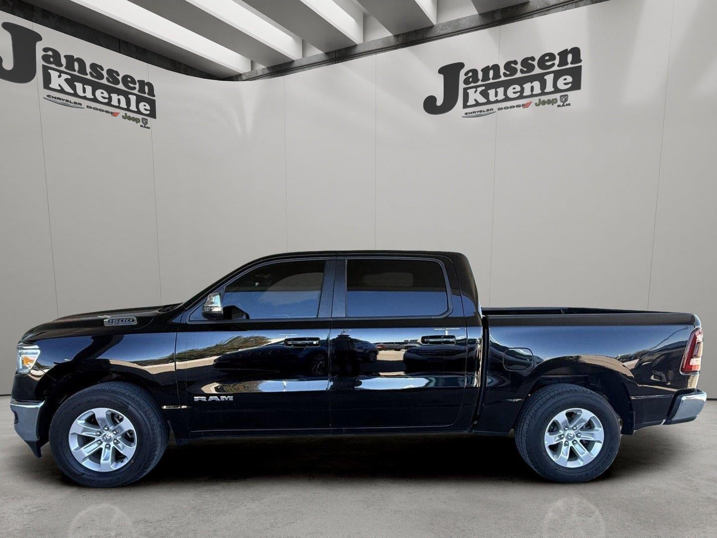2024 RAM 1500 Laramie Crew Cab 4x4 5'7' Box