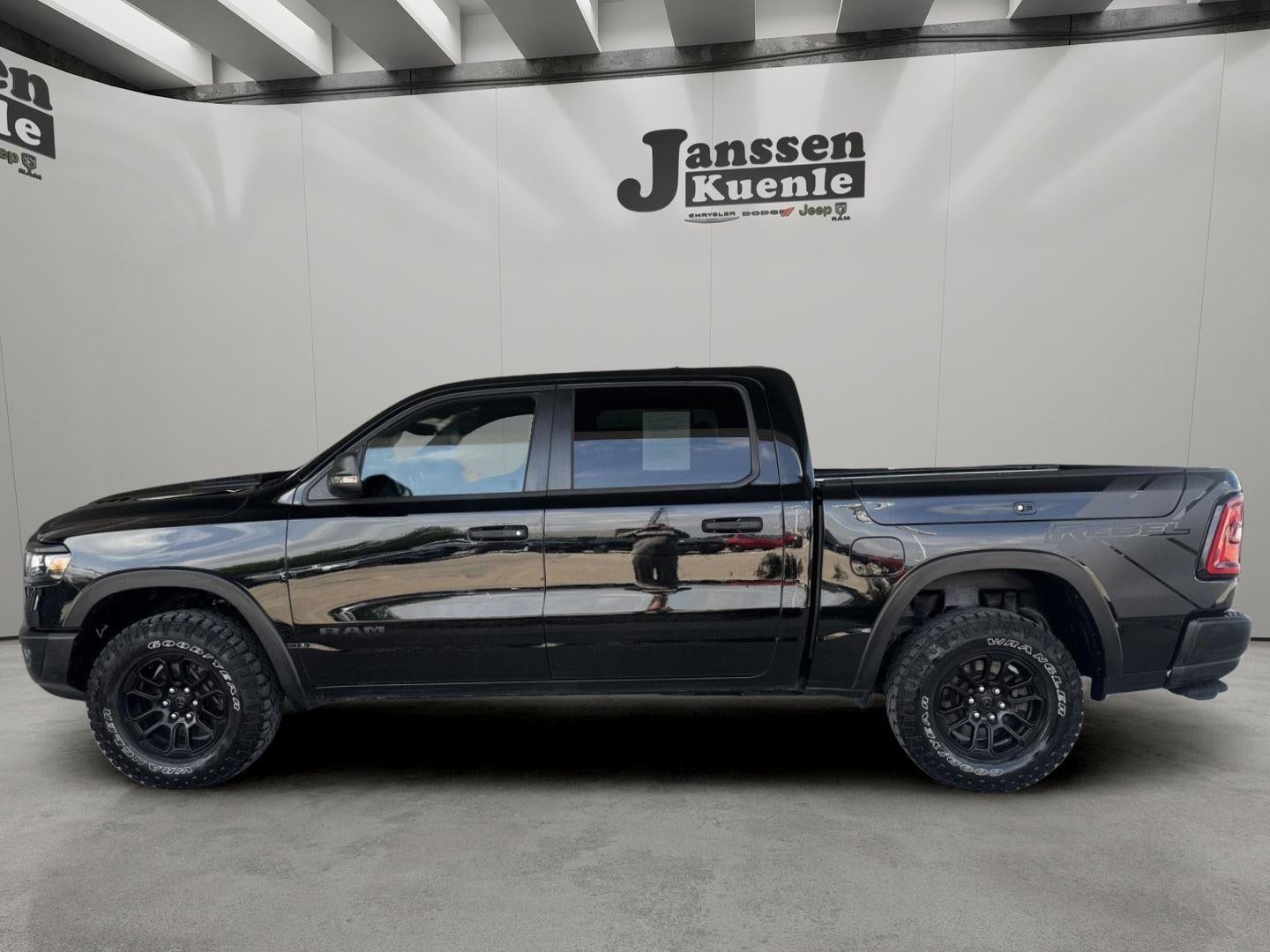 2025 RAM 1500 Rebel Crew Cab 4x4 5'7' Box