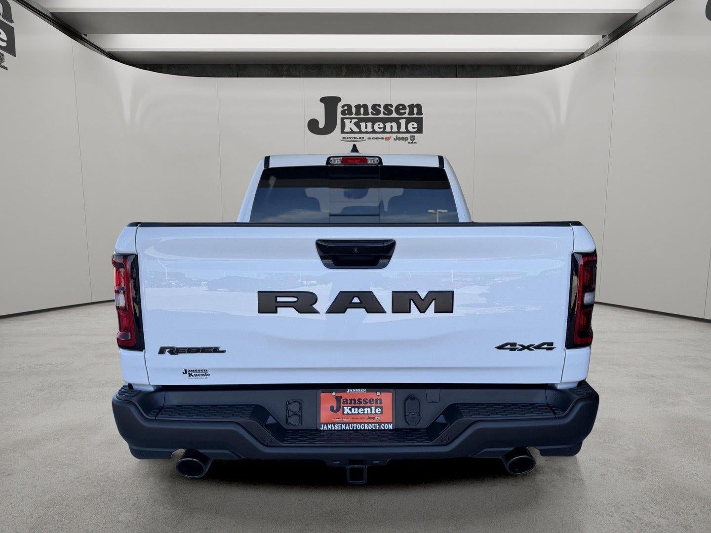 2027 RAM Ram 1500 RAM 1500 REBEL CREW CAB 4X4 5'7' BOX