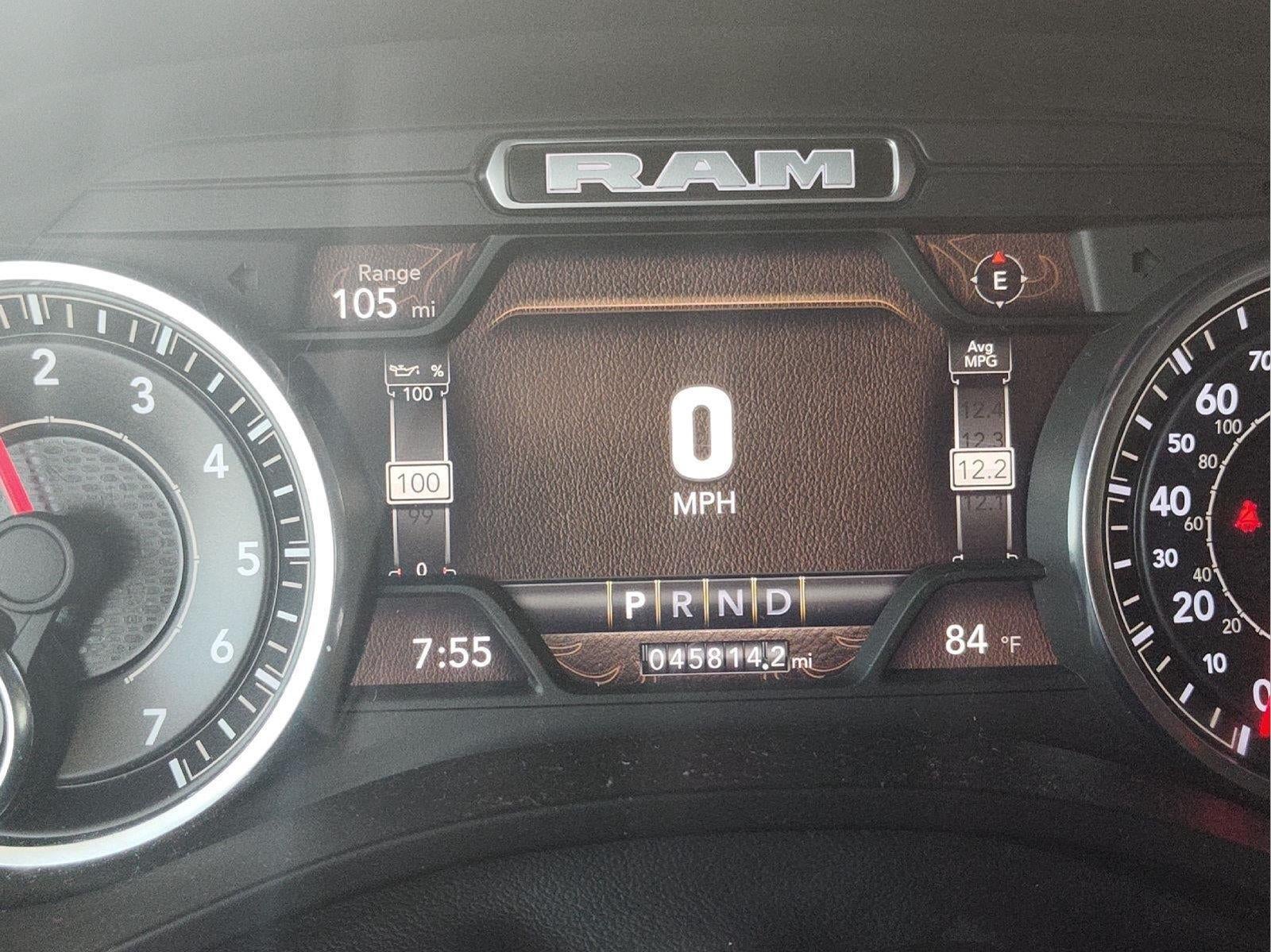 2022 RAM 1500 Big Horn Crew Cab 4x4 6'4' Box