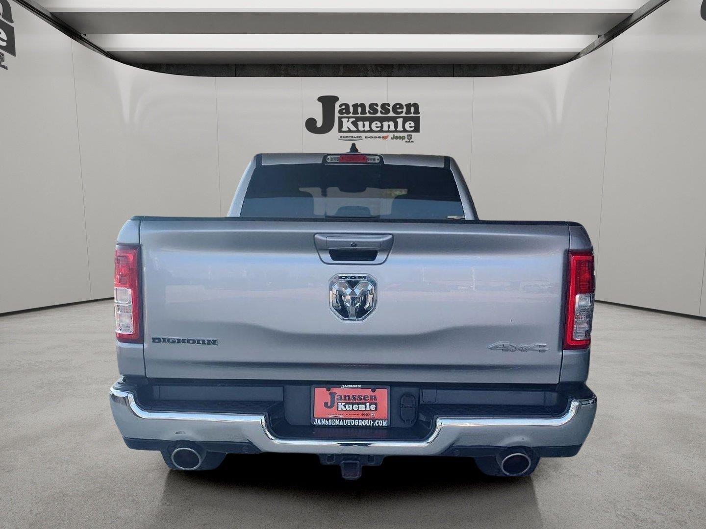 2022 RAM 1500 Big Horn Crew Cab 4x4 6'4' Box