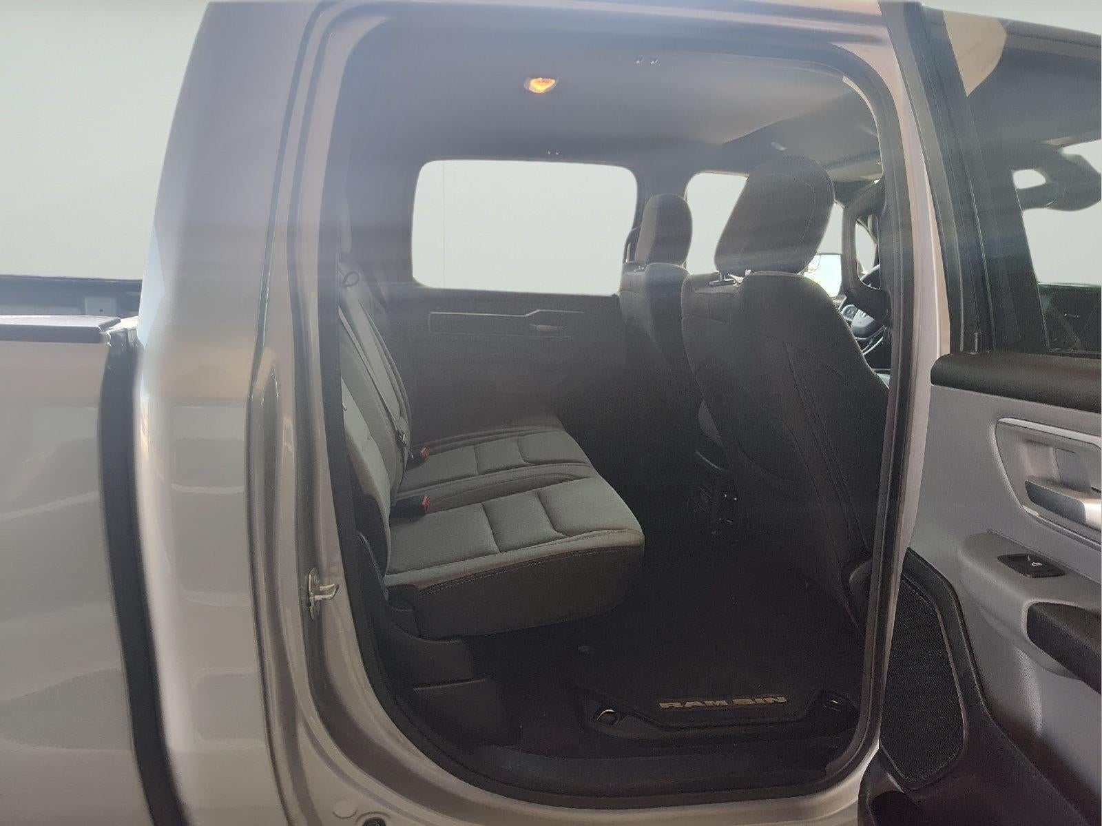 2022 RAM 1500 Big Horn Crew Cab 4x4 6'4' Box