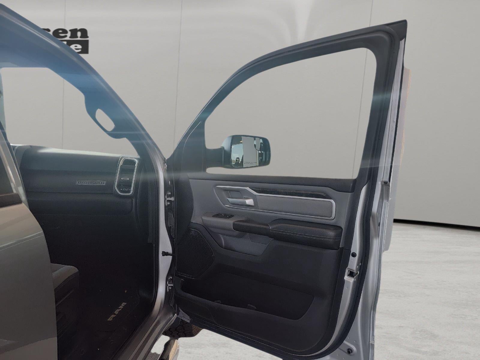 2022 RAM 1500 Big Horn Crew Cab 4x4 6'4' Box