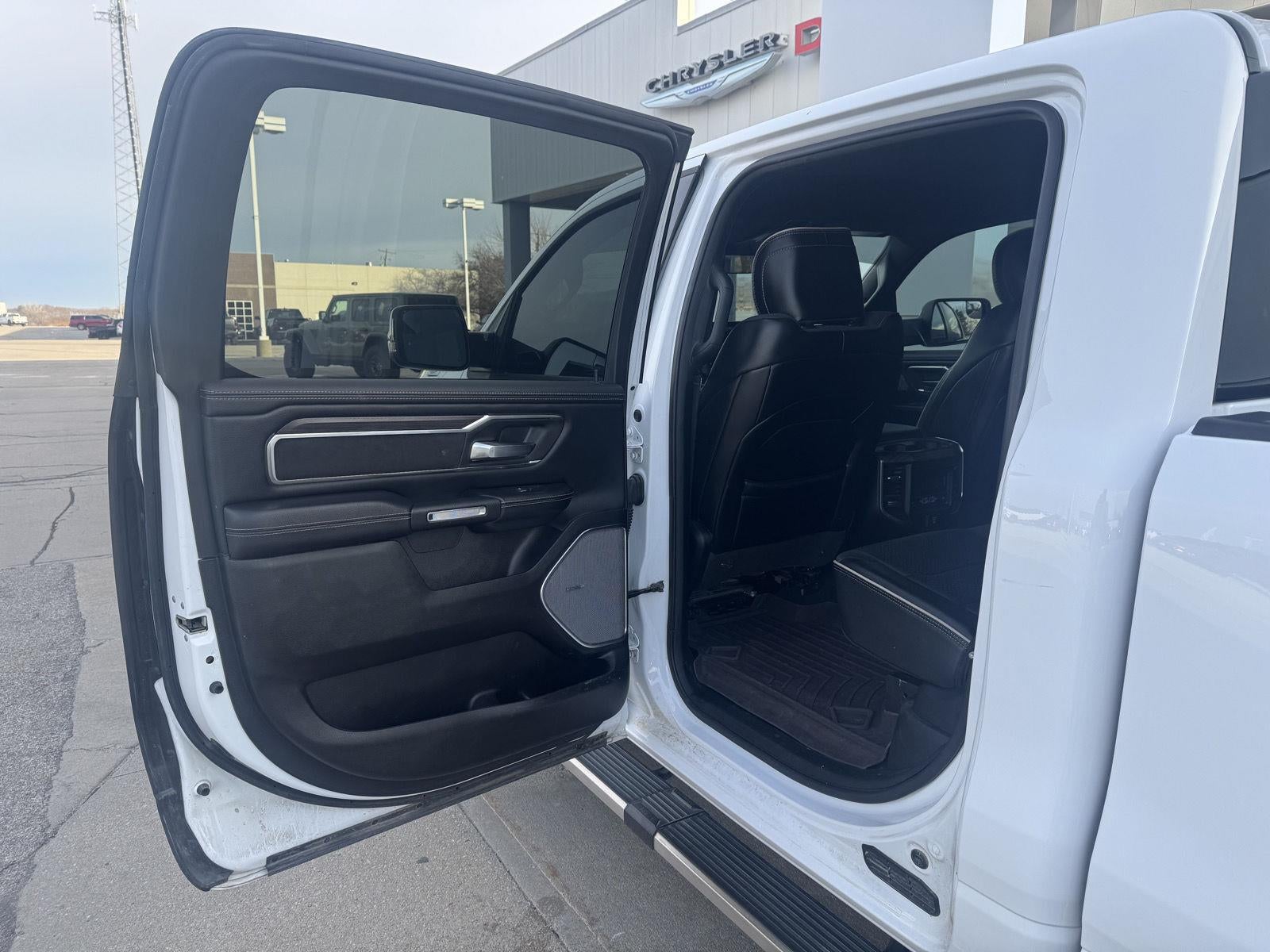 2025 RAM 1500 Laramie