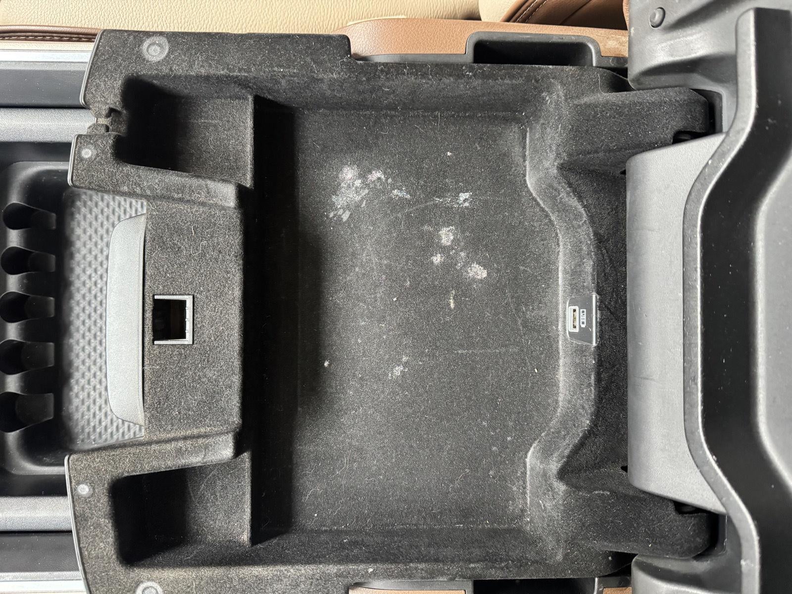 2019 RAM 1500 Laramie Crew Cab 4x4 6'4' Box