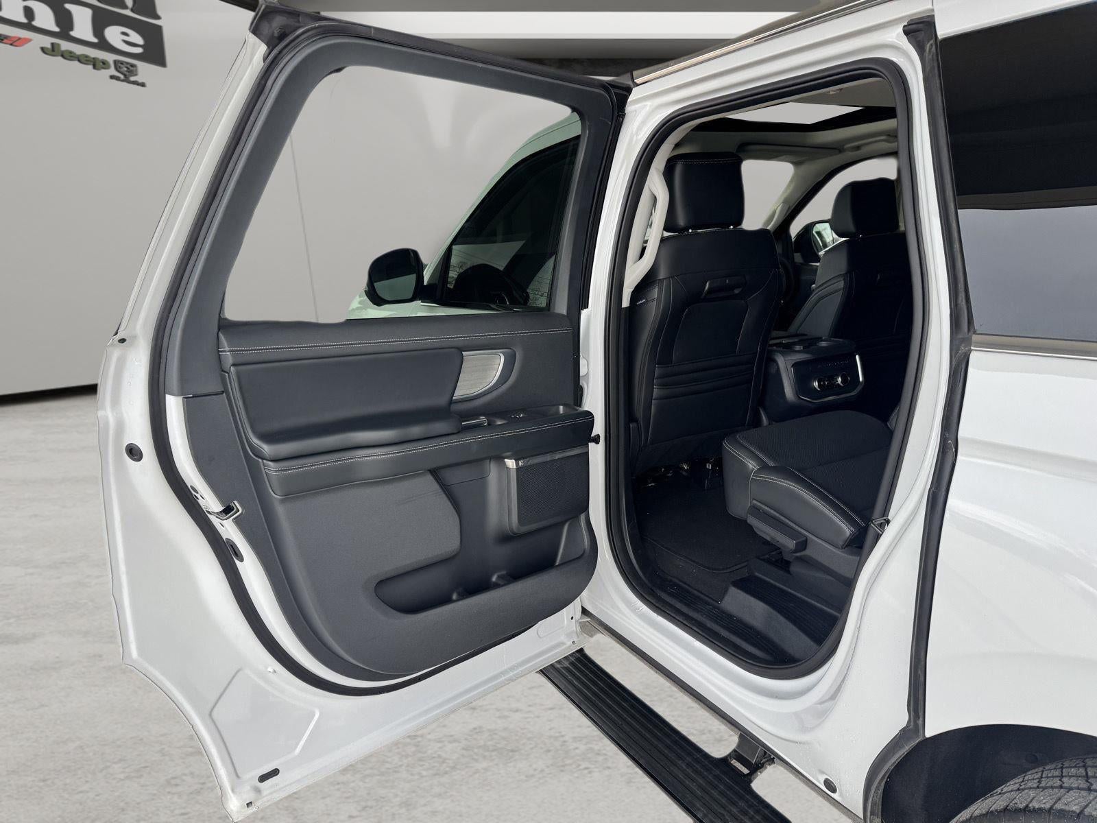 2025 Ford Expedition Platinum MAX