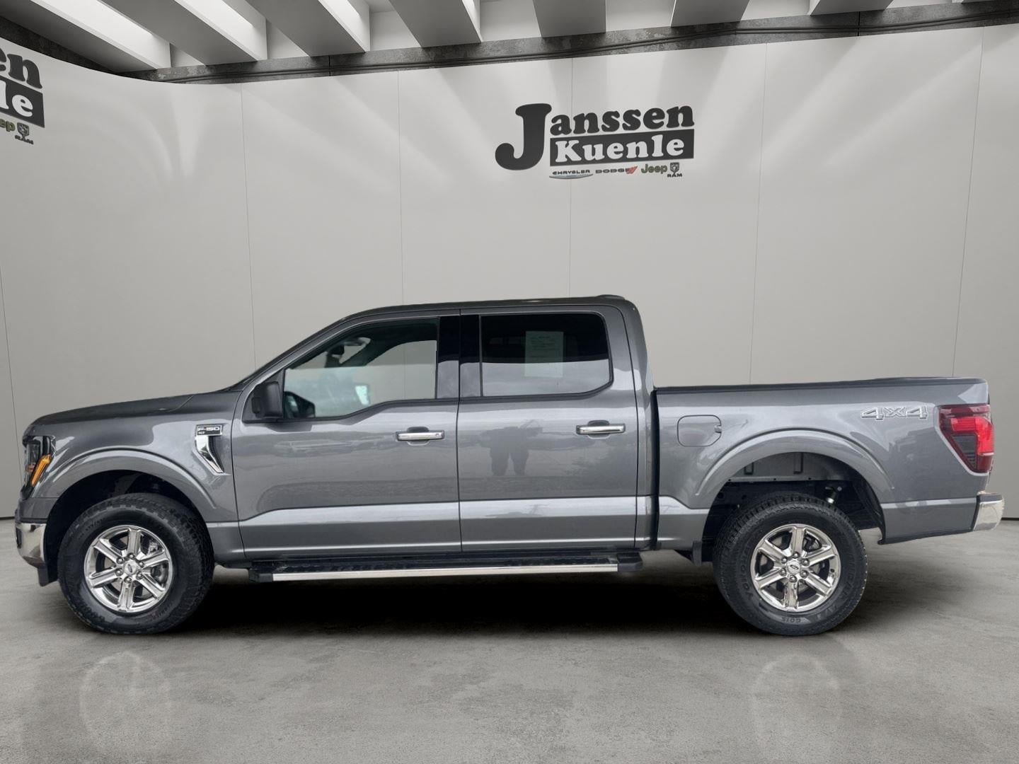 2025 Ford F-150 XLT 4x4 SuperCrew 5-1/2 Box's photo