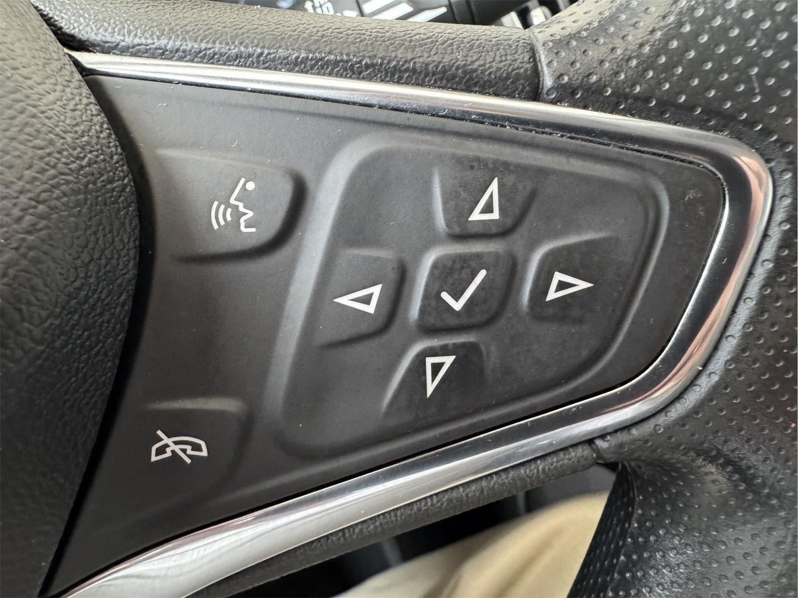 2021 Chevrolet Malibu FWD LT