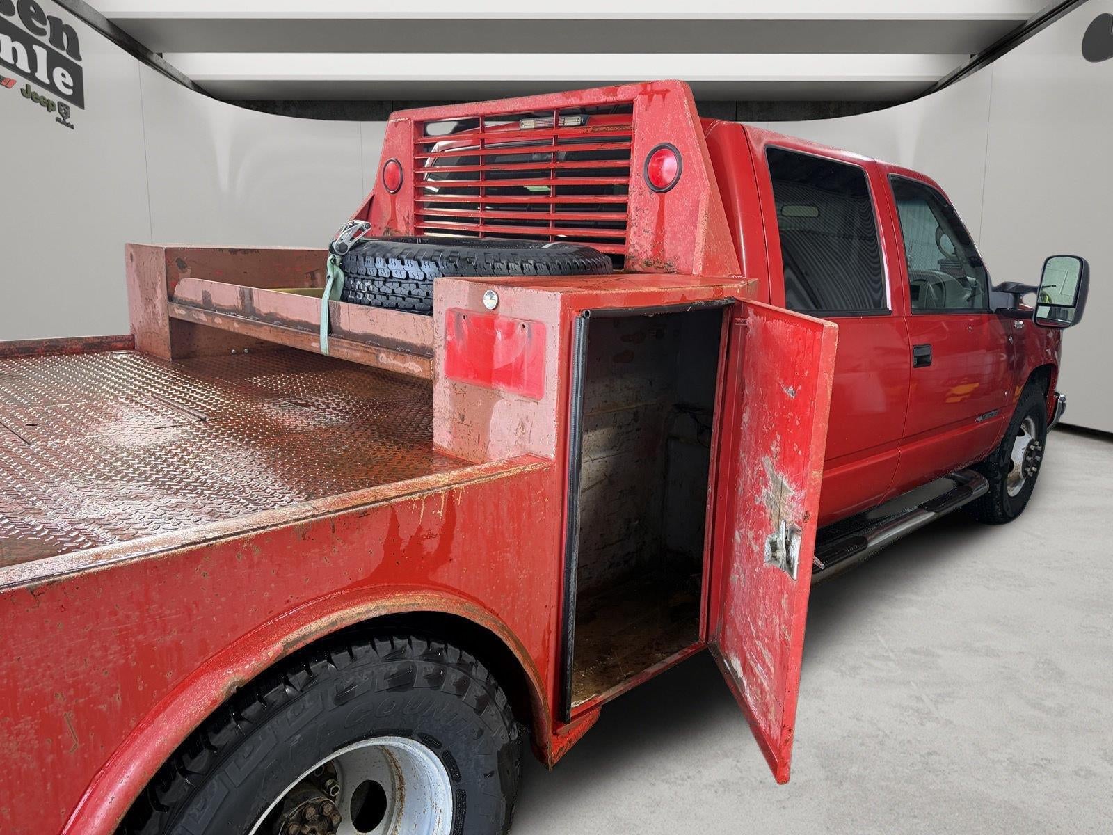 2000 Chevrolet C3500 Chassis 4dr 168.5' WB