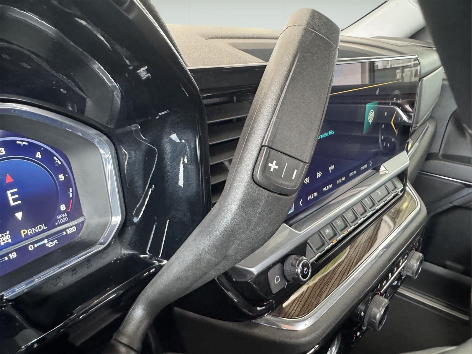 2023 Chevrolet Silverado 1500 4WD Crew Cab Standard Bed LT
