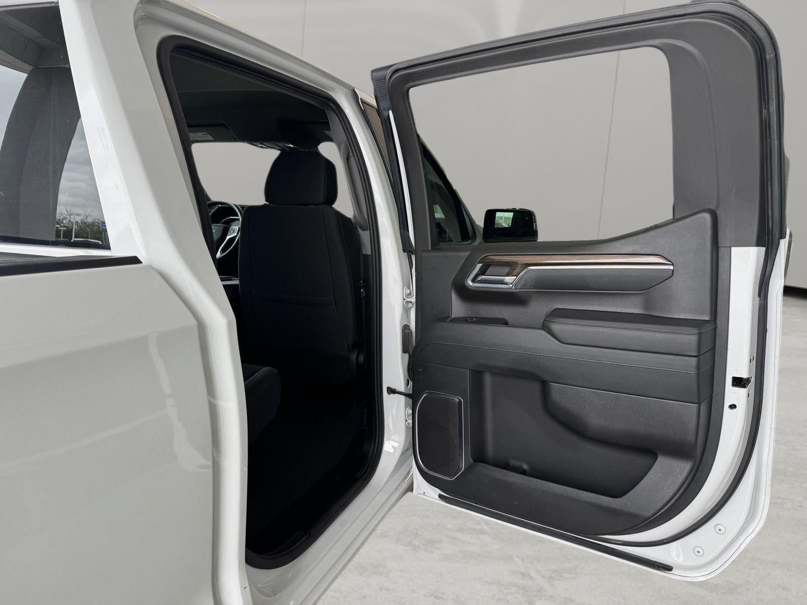 2023 Chevrolet Silverado 1500 4WD Crew Cab Standard Bed LT