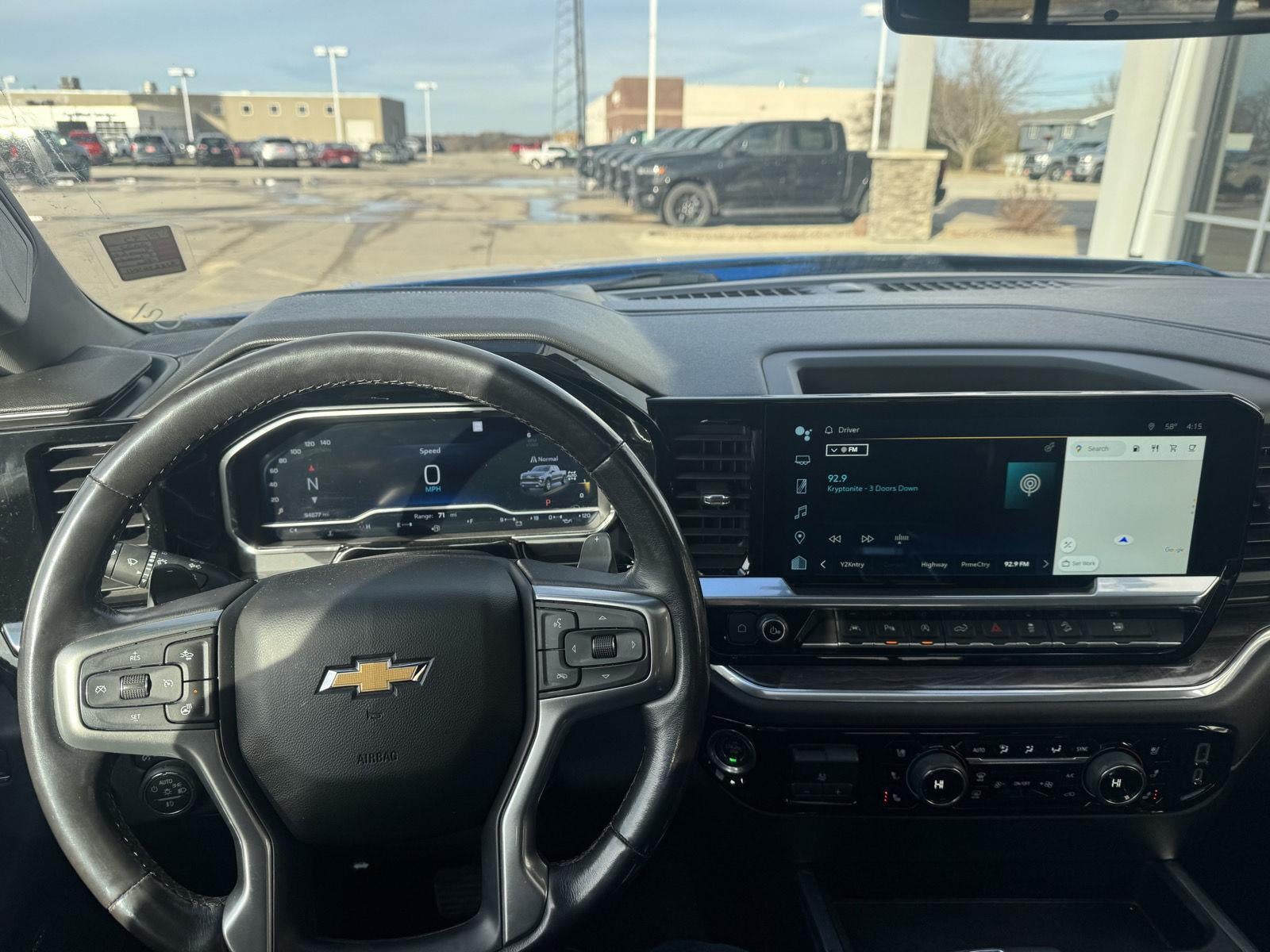 2022 Chevrolet Silverado 1500 4WD Crew Cab Short Bed LTZ