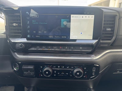 2022 Chevrolet Silverado 1500 4WD Crew Cab Short Bed LTZ