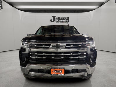2022 Chevrolet Silverado 1500 4WD Crew Cab Short Bed LTZ
