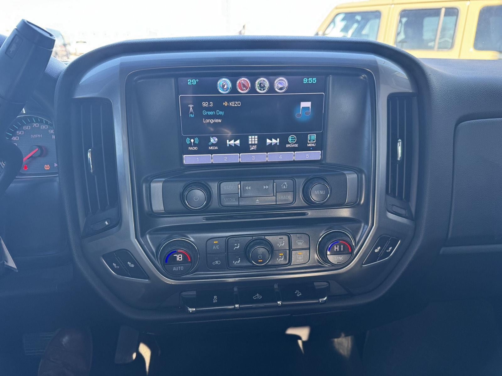 2017 Chevrolet Silverado 1500 2LT