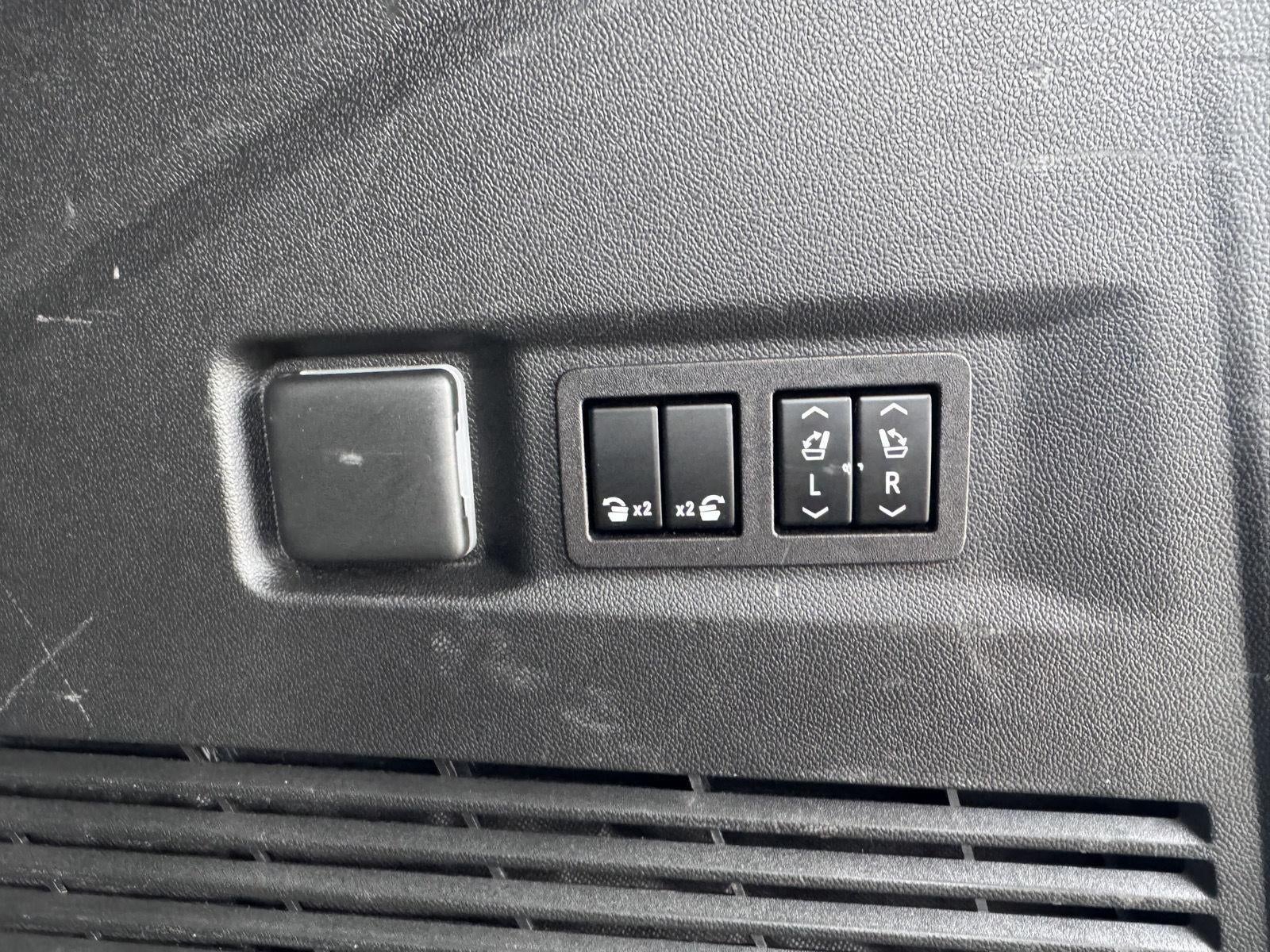 2023 GMC Yukon 4WD SLT