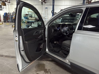 2020 Chevrolet Traverse AWD LT Cloth