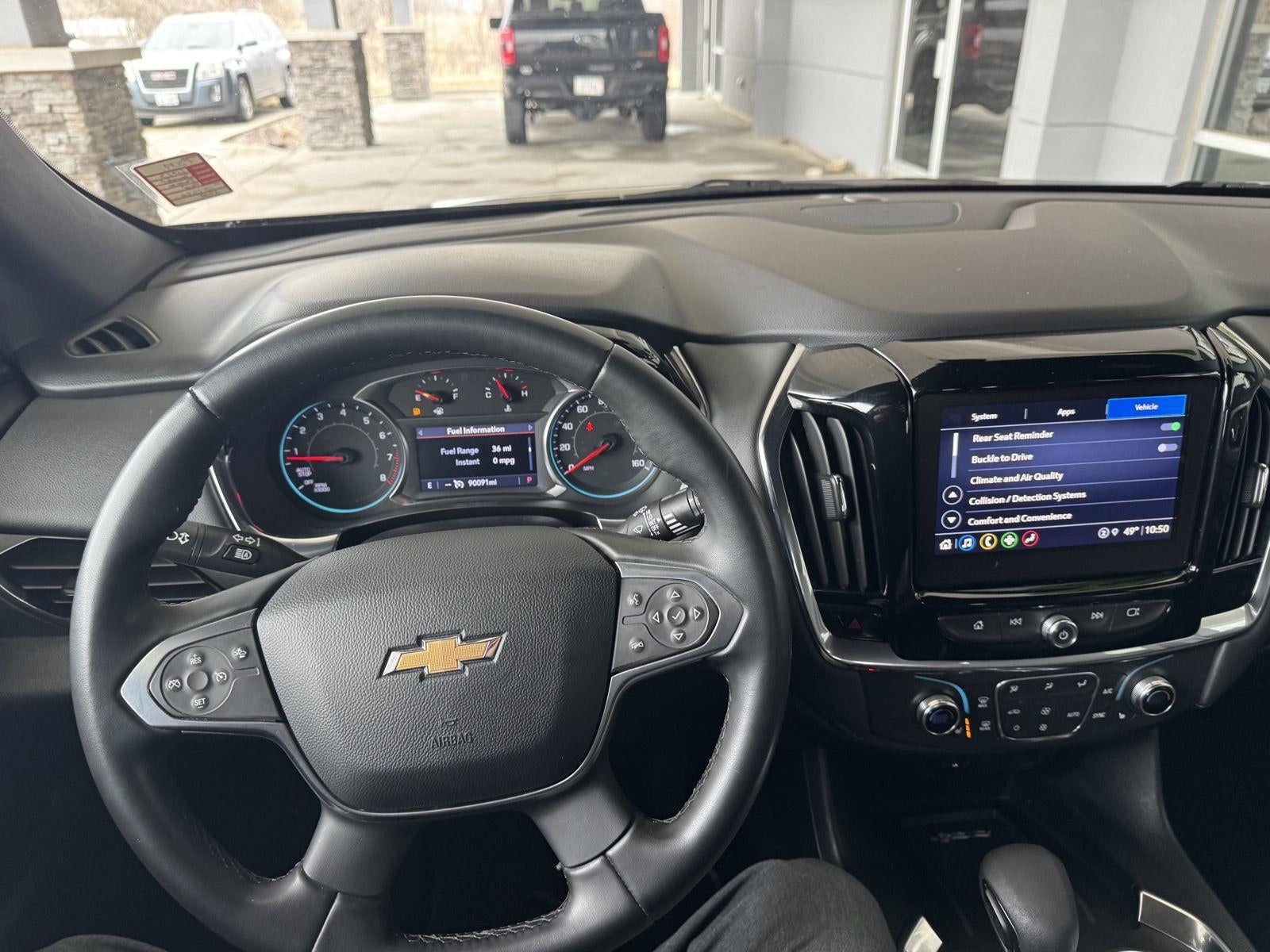 2023 Chevrolet Traverse AWD LT Cloth