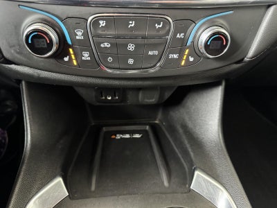 2023 Chevrolet Traverse AWD LT Cloth