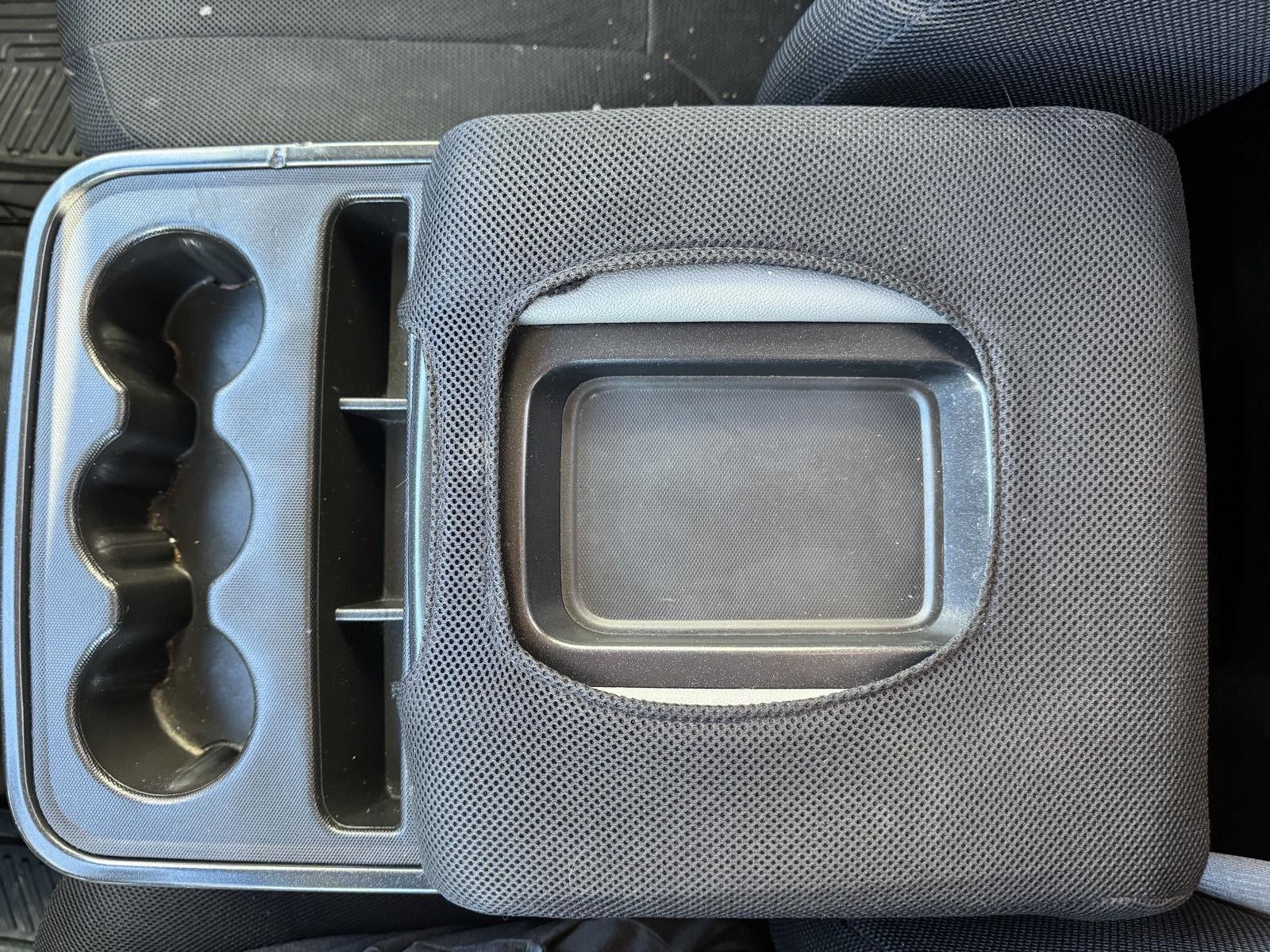 2016 GMC Sierra 2500HD 4WD Reg Cab 133.6'