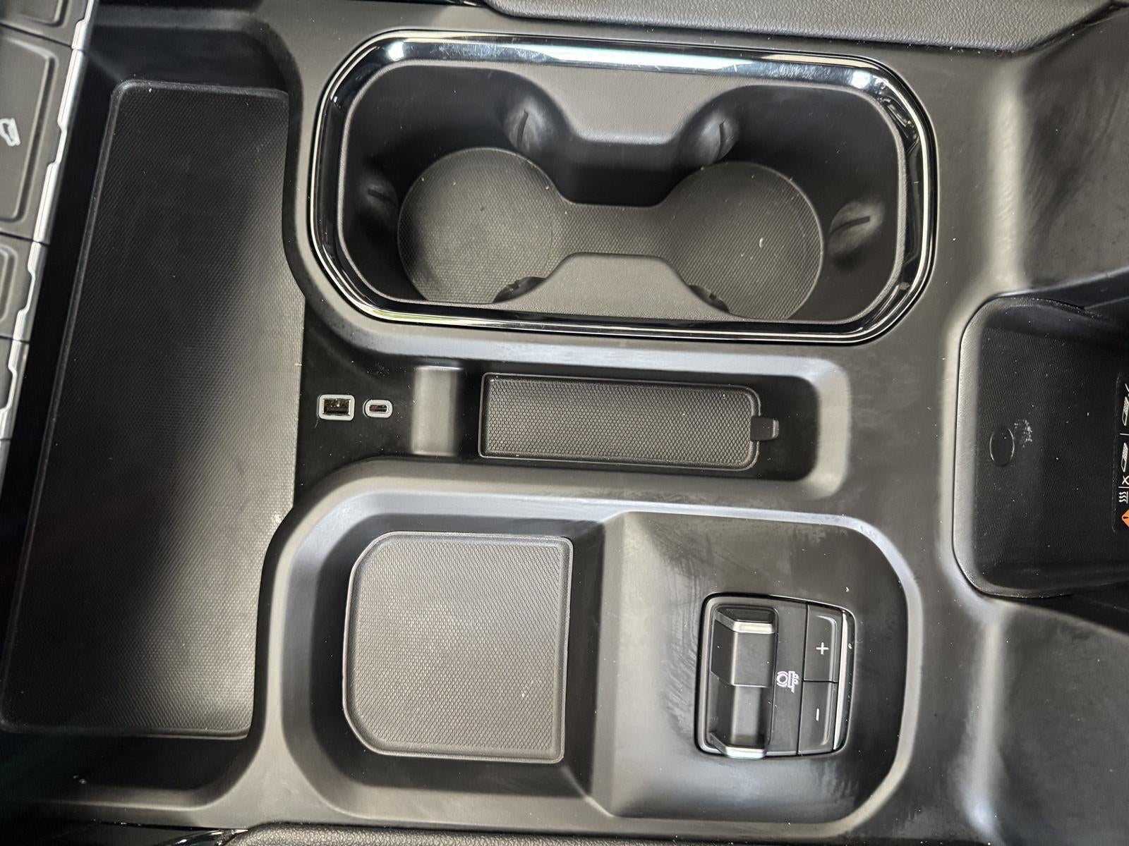 2026 GMC Sierra 2500HD Crew Cab, Standard Bed, AT4, 4WD