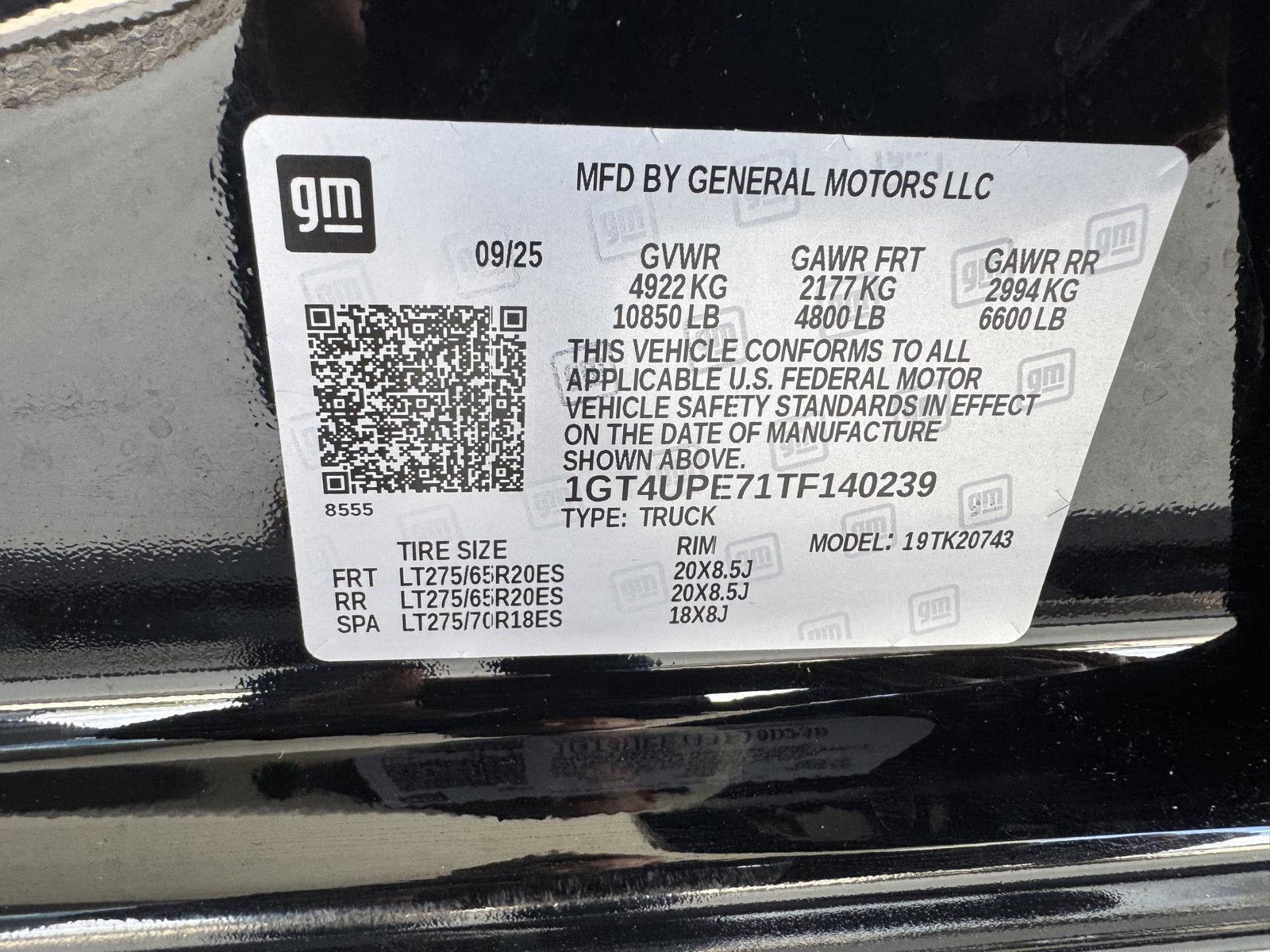 2026 GMC Sierra 2500HD Crew Cab, Standard Bed, AT4, 4WD