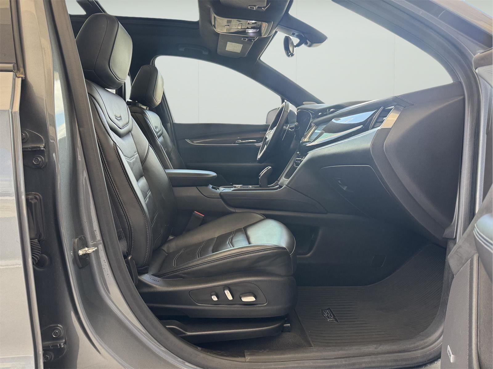 2020 Cadillac XT6 AWD Sport