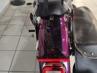 2016 Harley-Davidson Heritage Softail Classic Base