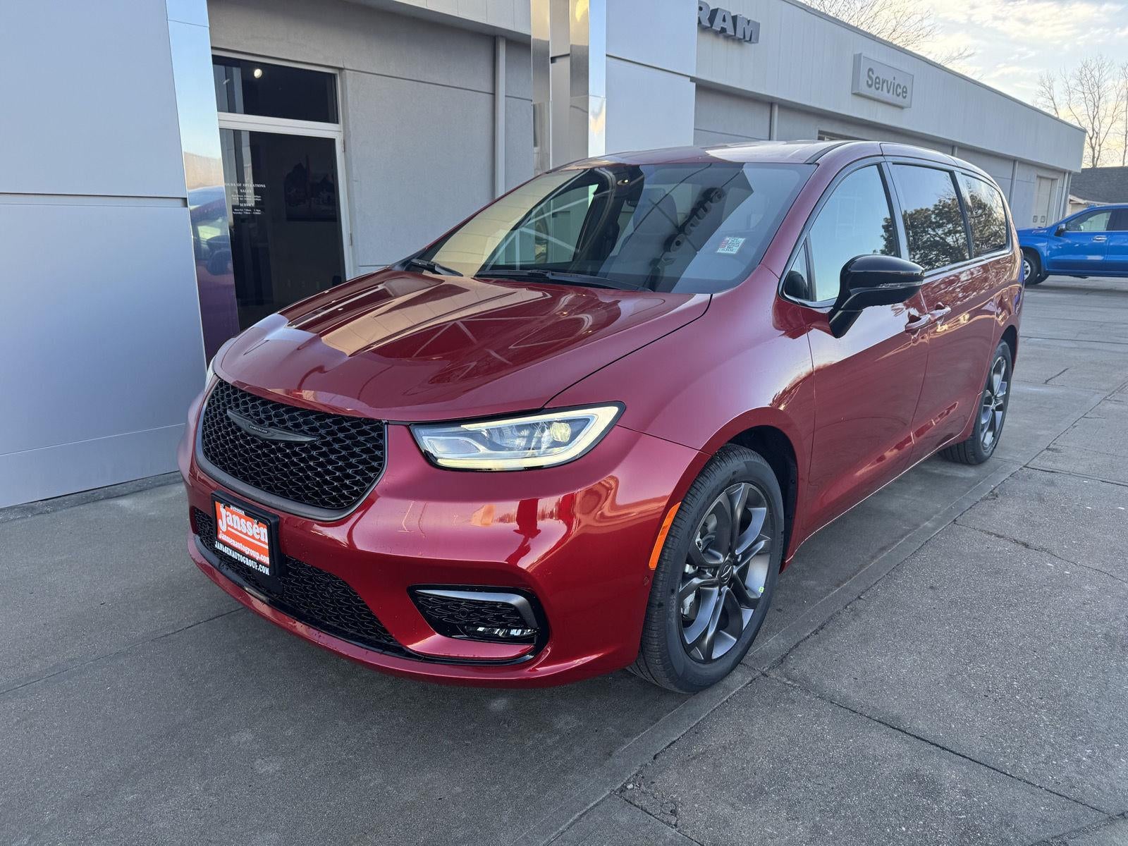 2026 Chrysler Pacifica PACIFICA SELECT