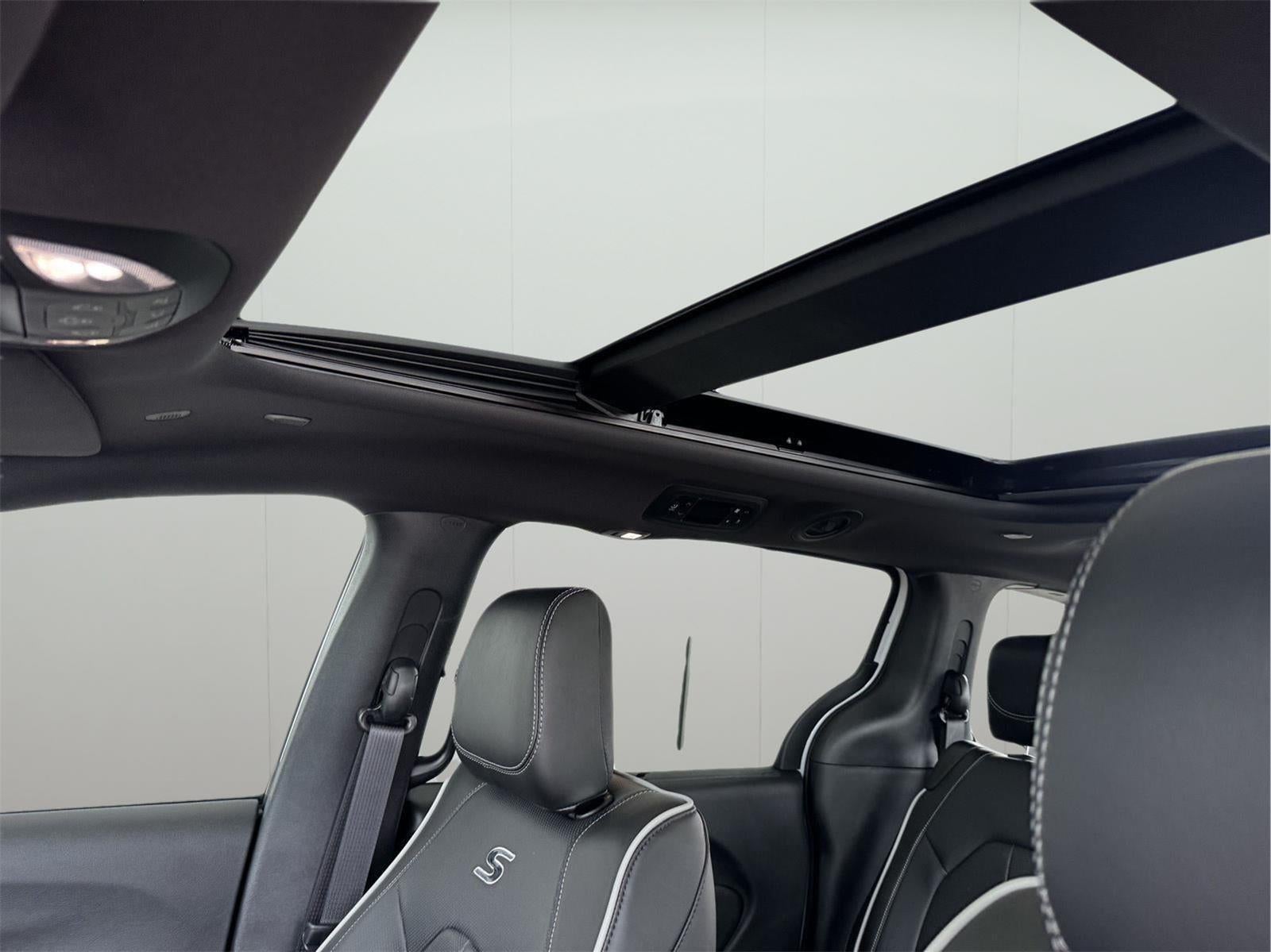 2027 Chrysler Pacifica PACIFICA LIMITED AWD