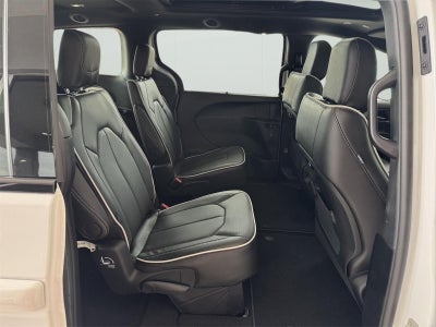 2027 Chrysler Pacifica PACIFICA LIMITED AWD