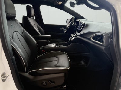 2027 Chrysler Pacifica PACIFICA LIMITED AWD