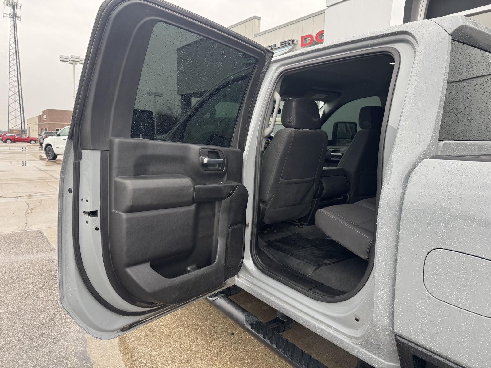 2024 Chevrolet Silverado 2500HD 4WD Crew Cab Standard Bed Custom