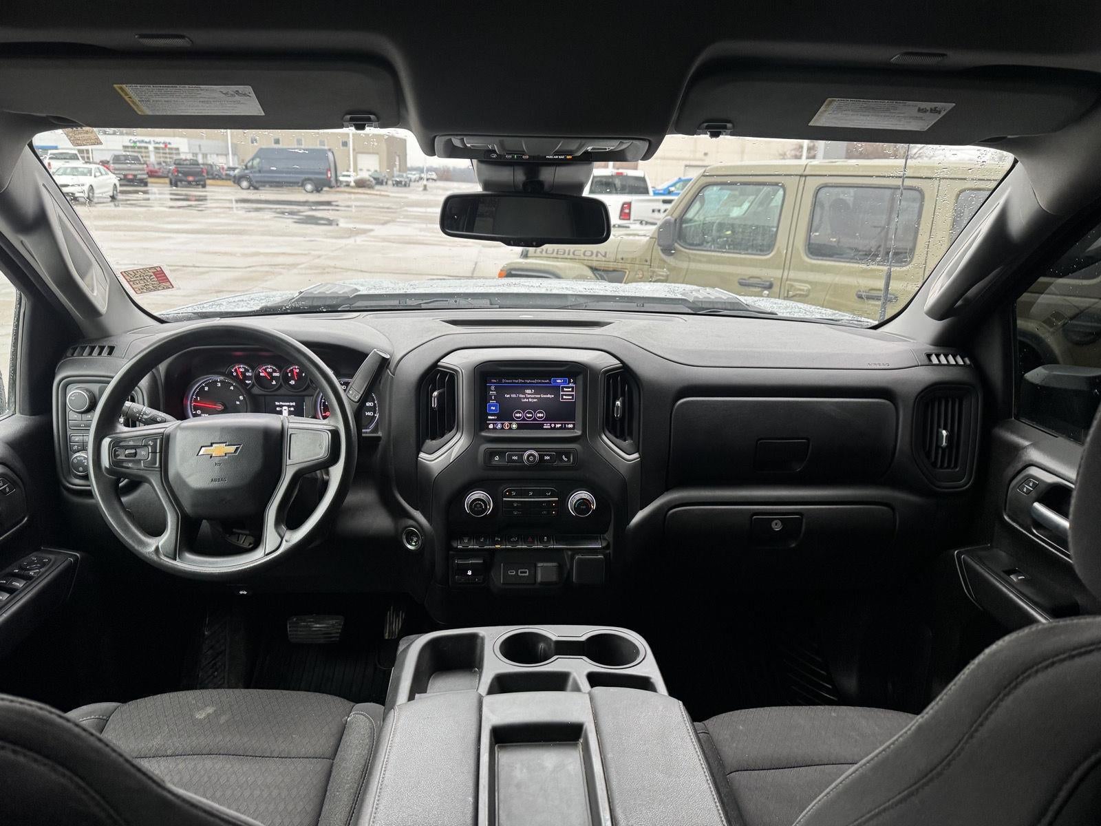 2024 Chevrolet Silverado 2500HD 4WD Crew Cab Standard Bed Custom