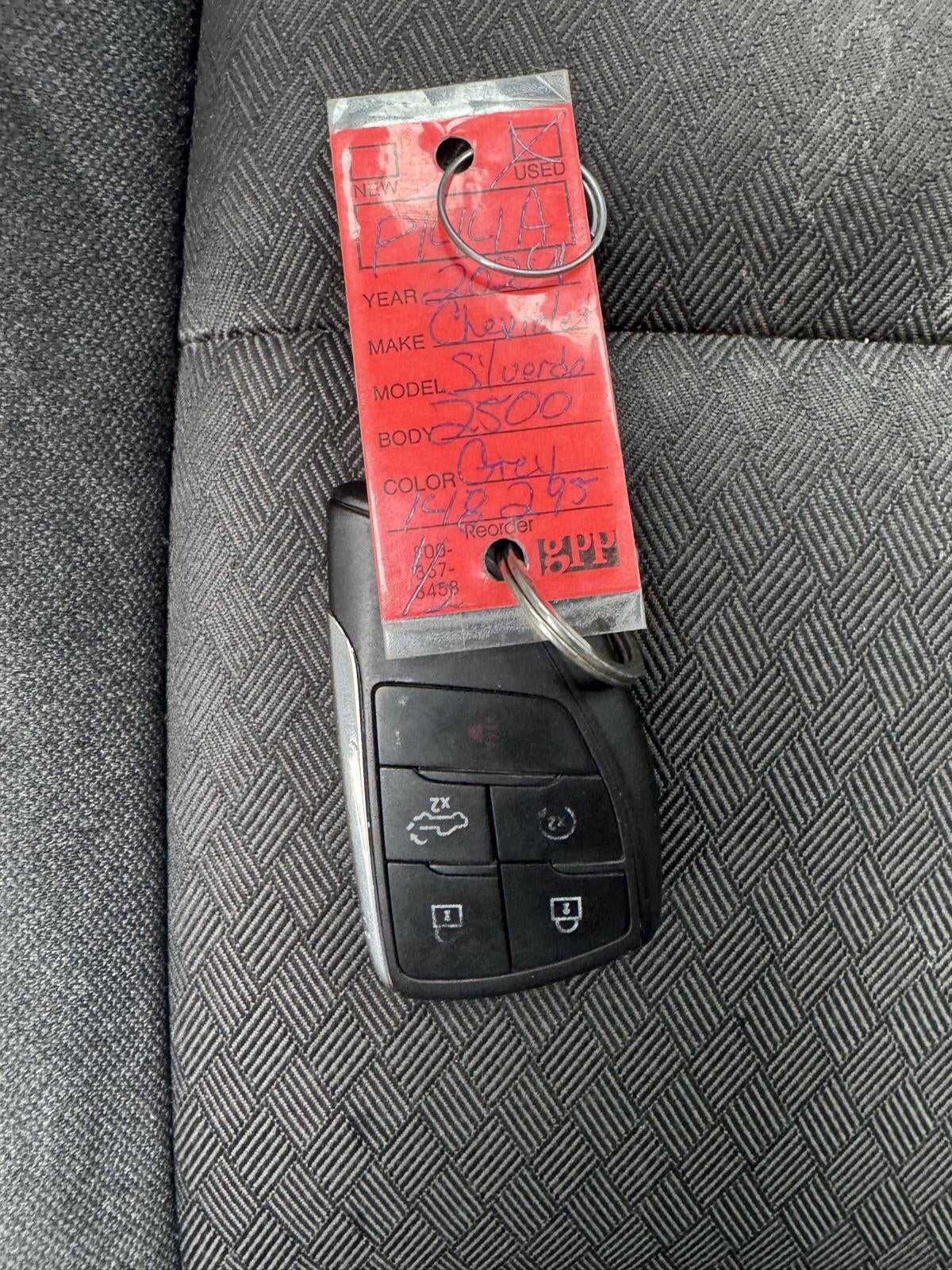 2024 Chevrolet Silverado 2500HD 4WD Crew Cab Standard Bed Custom