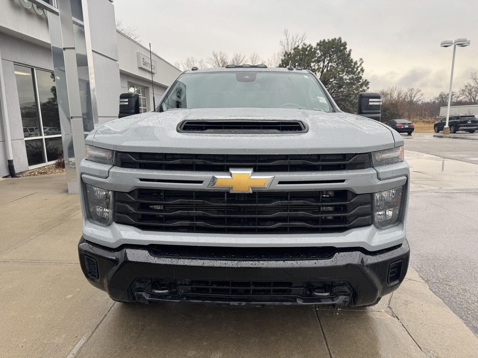 2024 Chevrolet Silverado 2500HD 4WD Crew Cab Standard Bed Custom