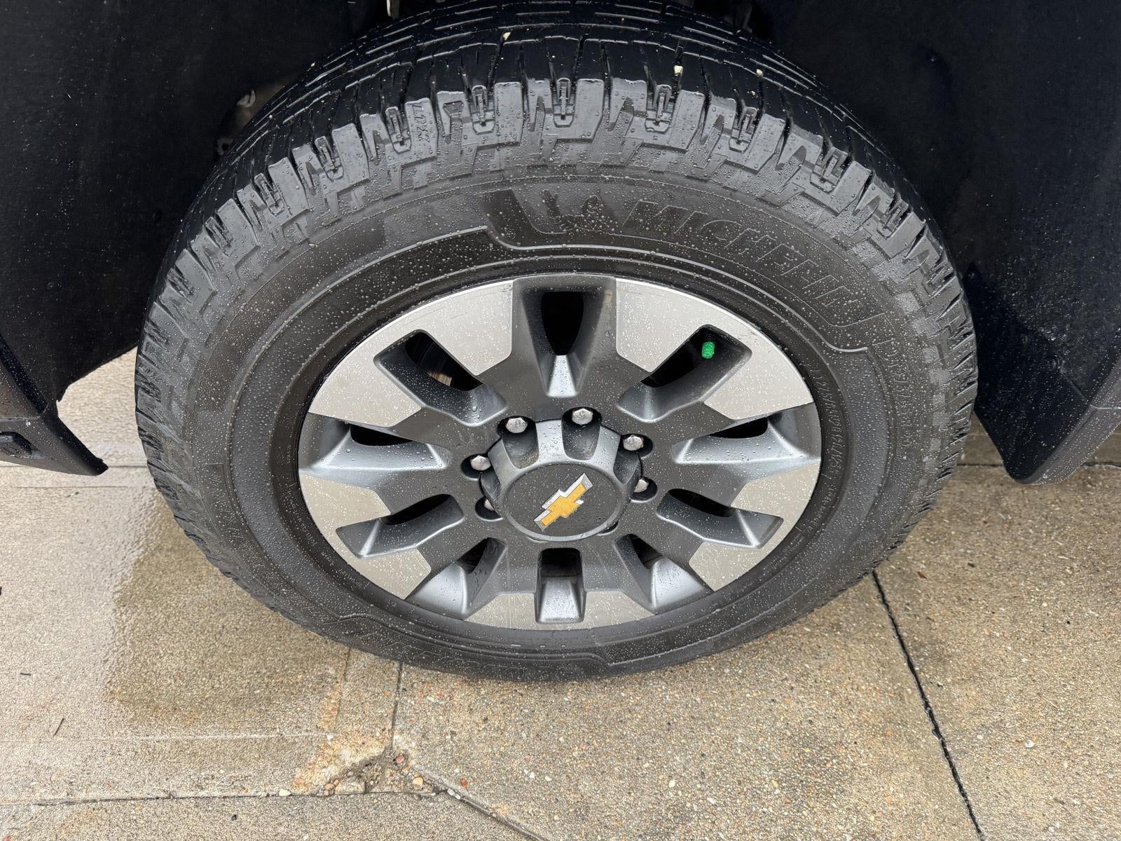 2024 Chevrolet Silverado 2500HD 4WD Crew Cab Standard Bed Custom