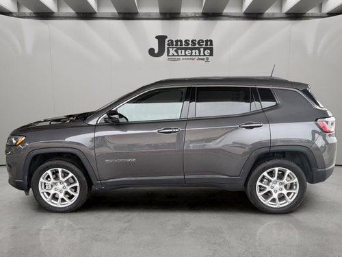 2024 Jeep Compass Latitude Lux FWD