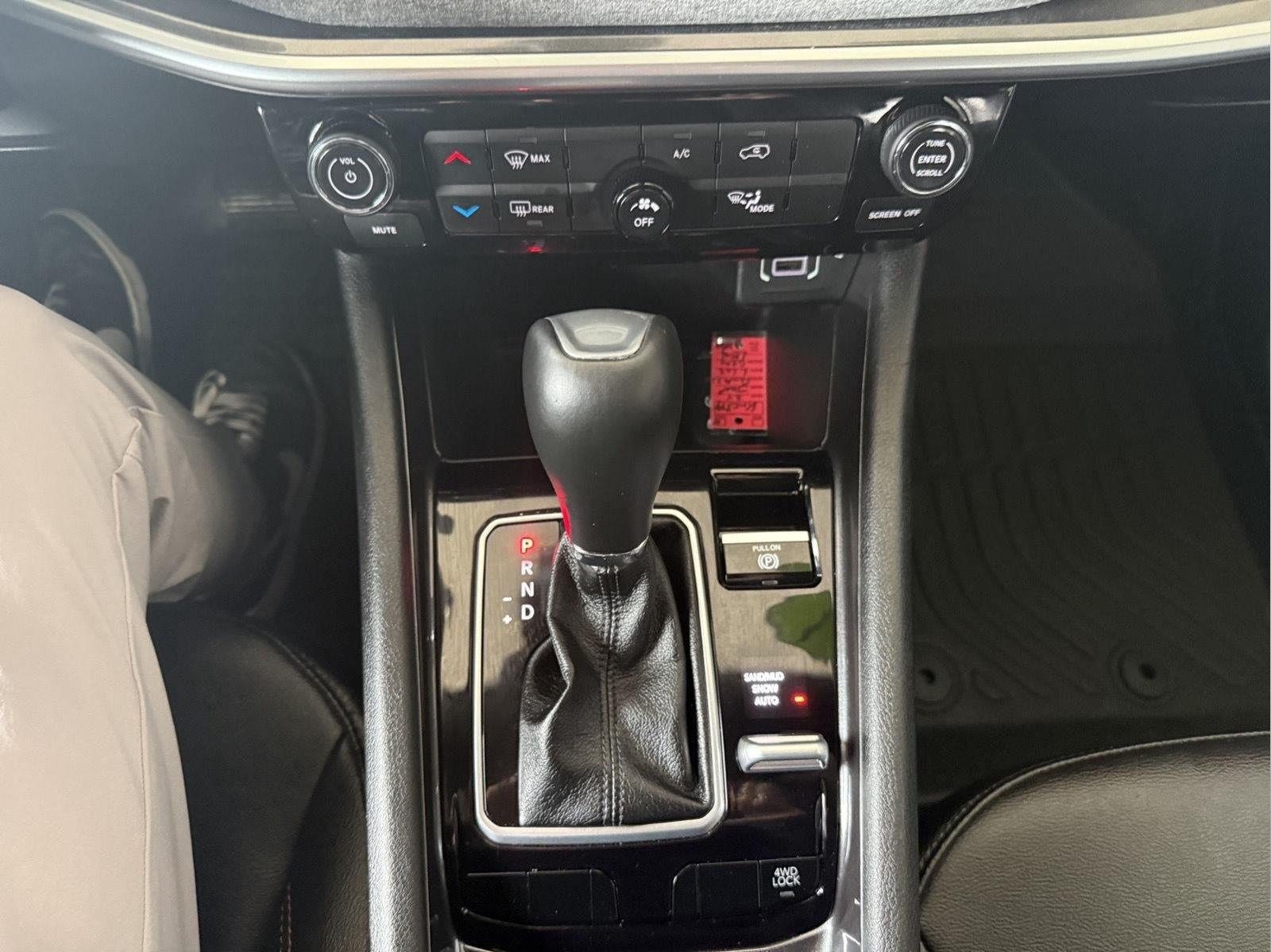 2024 Jeep Compass Latitude Lux FWD