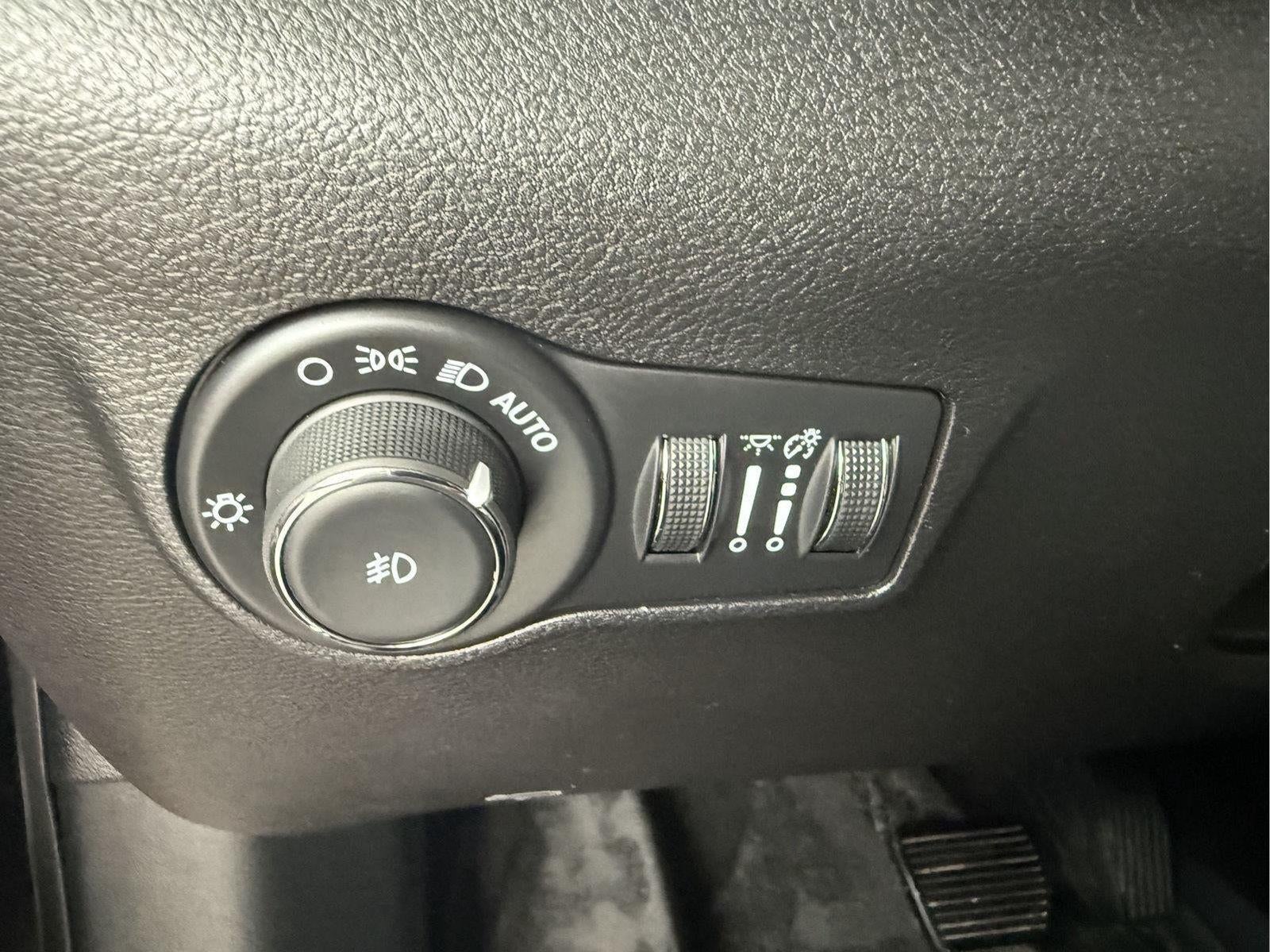 2024 Jeep Compass Latitude Lux FWD