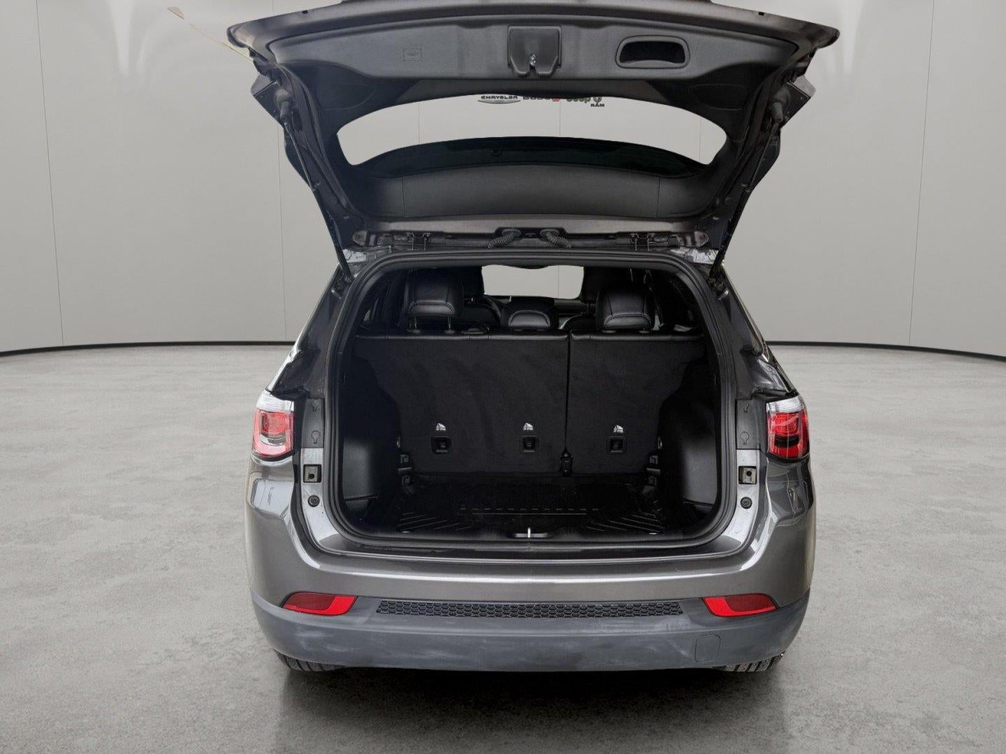 2024 Jeep Compass Latitude Lux FWD