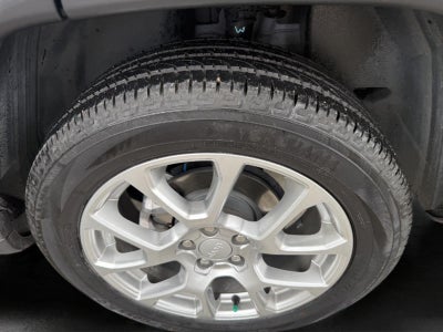 2024 Jeep Compass Latitude Lux FWD