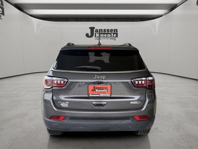 2024 Jeep Compass Latitude Lux FWD