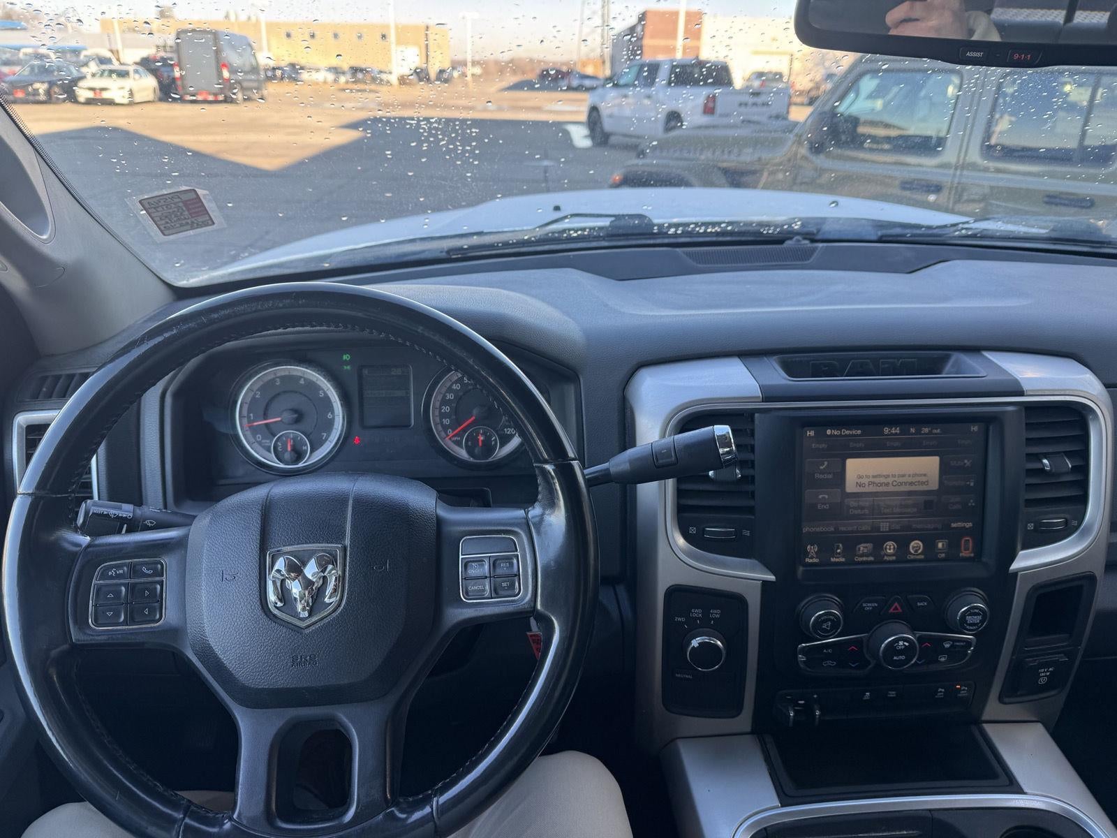 2017 RAM 3500 Big Horn Crew Cab 4x4 6'4' Box